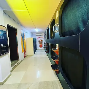 Madsquad Dorms & Varanasi